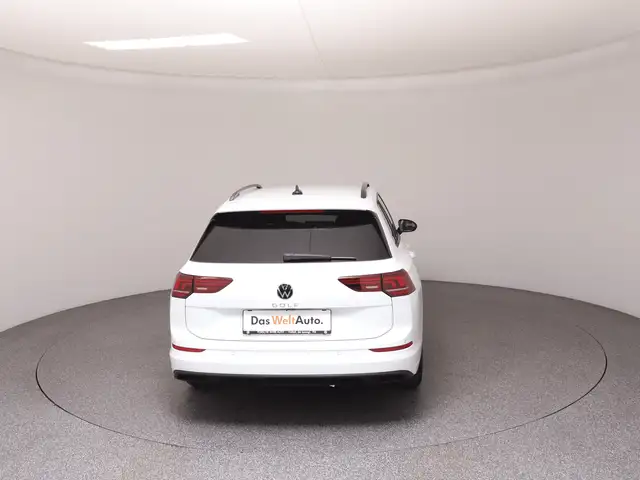 Volkswagen Golf view 6