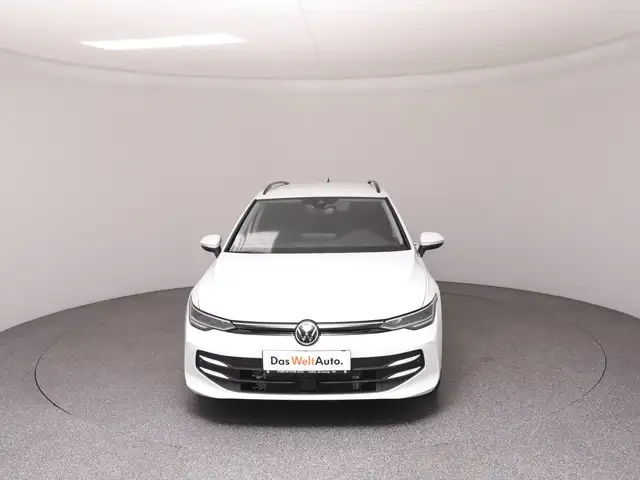 Volkswagen Golf view 3