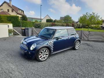 1.6i - 170 Checkmate