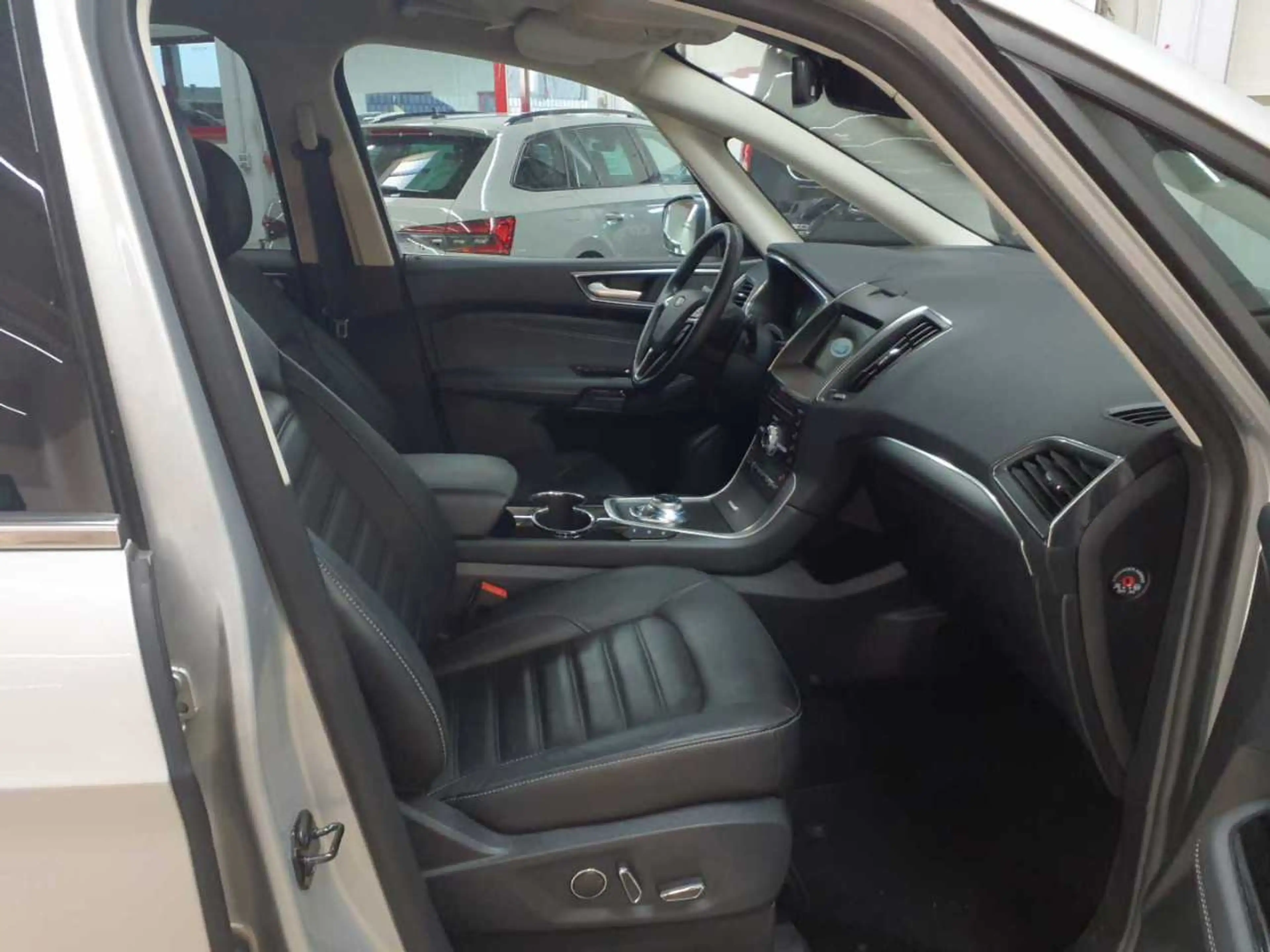 Ford Galaxy Galaxy 2.0 EB TITANIUM 7 Si. AHK LEDER — photo 8