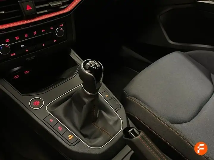 SEAT Ibiza 1.0 TSI FR (2021) 2022, foto 18