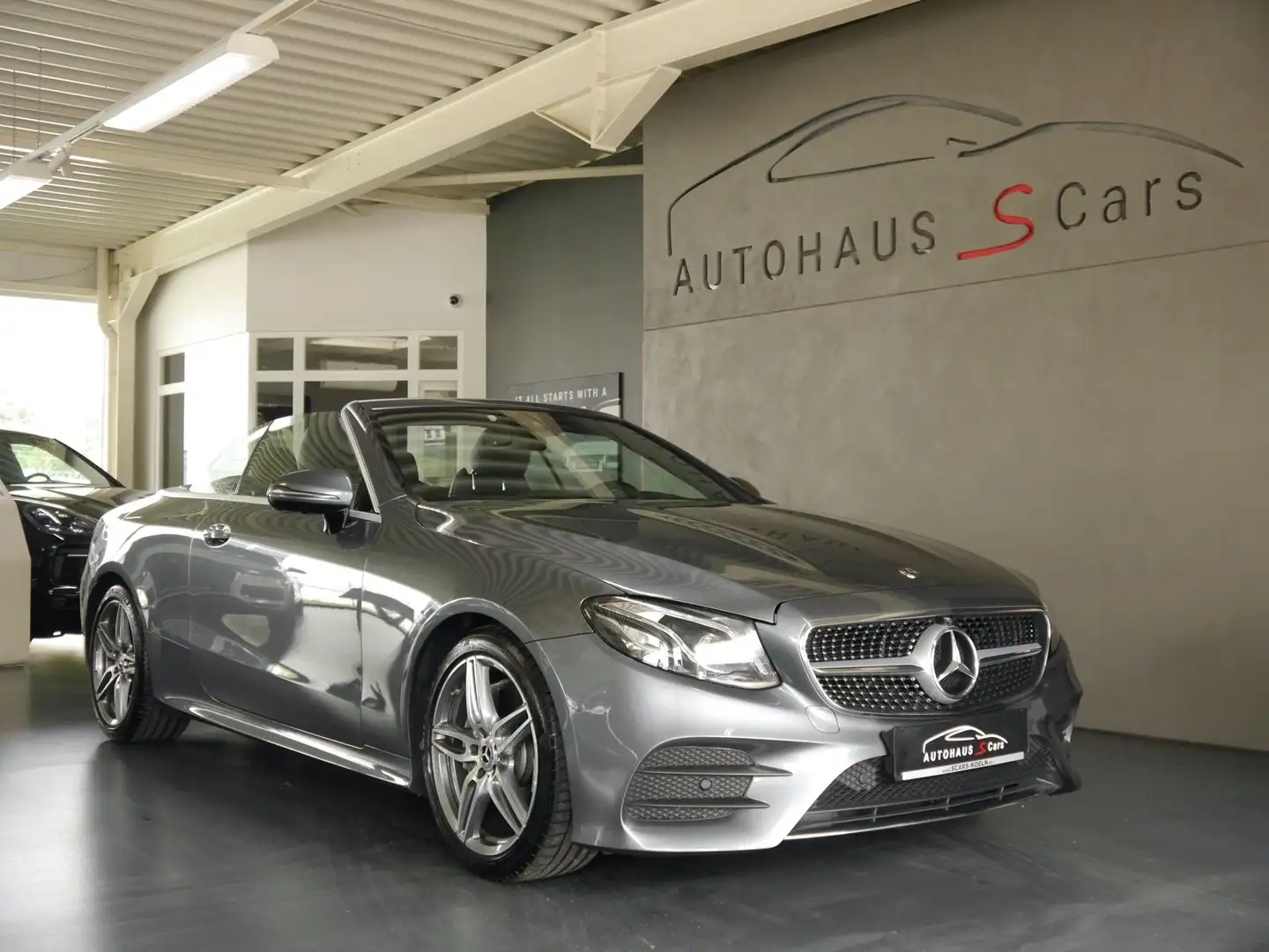 Mercedes-Benz E 200 Cabrio AMG -Line*Navi*Leder*Widescreen Coc Grijs - 2