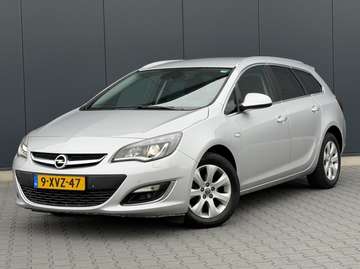 Sports Tourer 1.4 Turbo Sport Xenon - Leder - Trek
