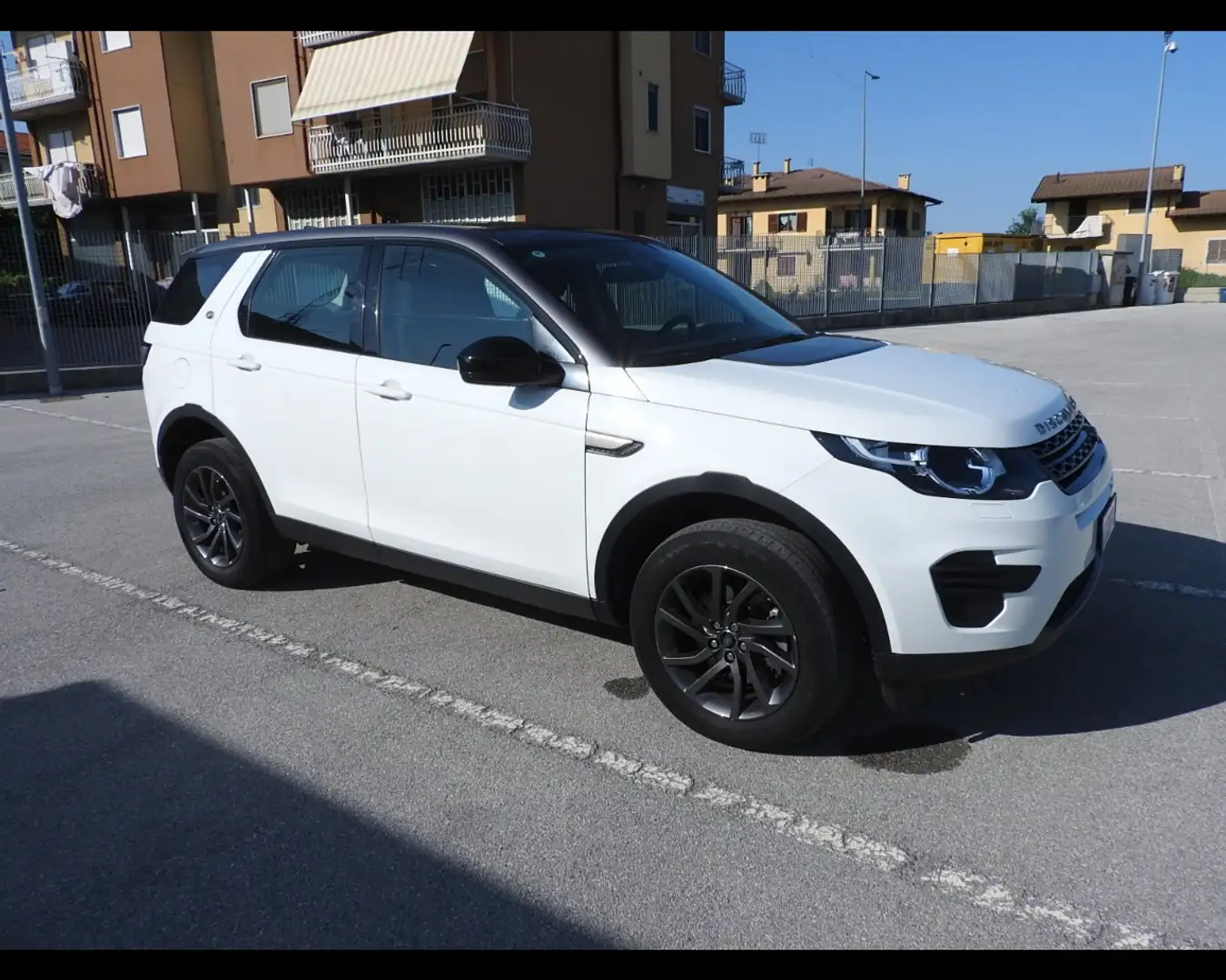 Land Rover Discovery Sport 2.0 TD4 Pure Bianco - 1