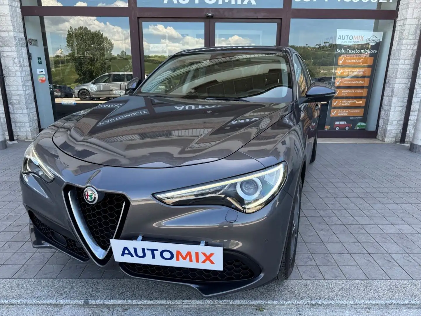 Alfa Romeo Stelvio 2.2 T Business Rwd 180cv Auto Grigio - 2