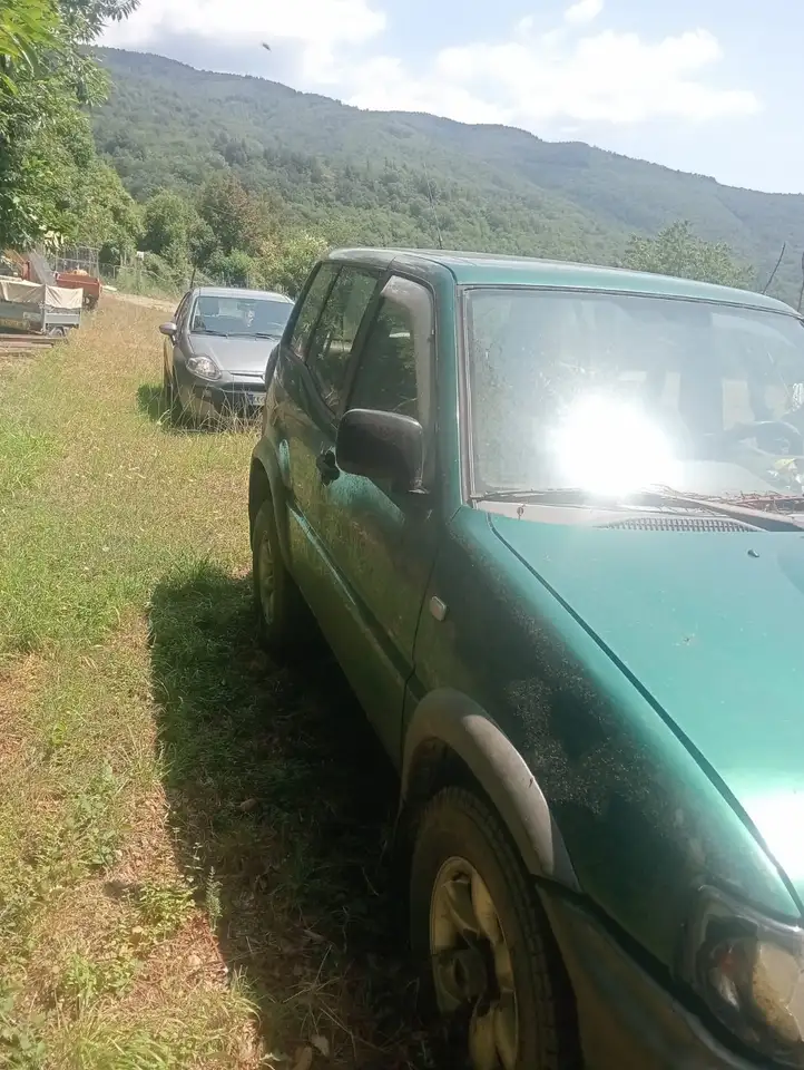Nissan Terrano 3p 2.7 tdi Elegance, foto 4