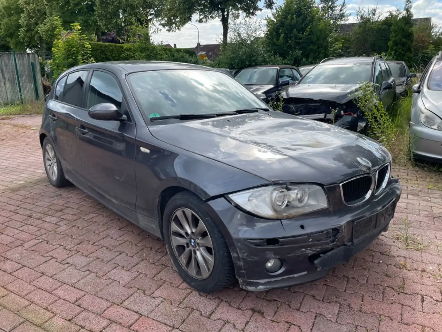 BMW 120 Baureihe 1 Lim. 120i - 2