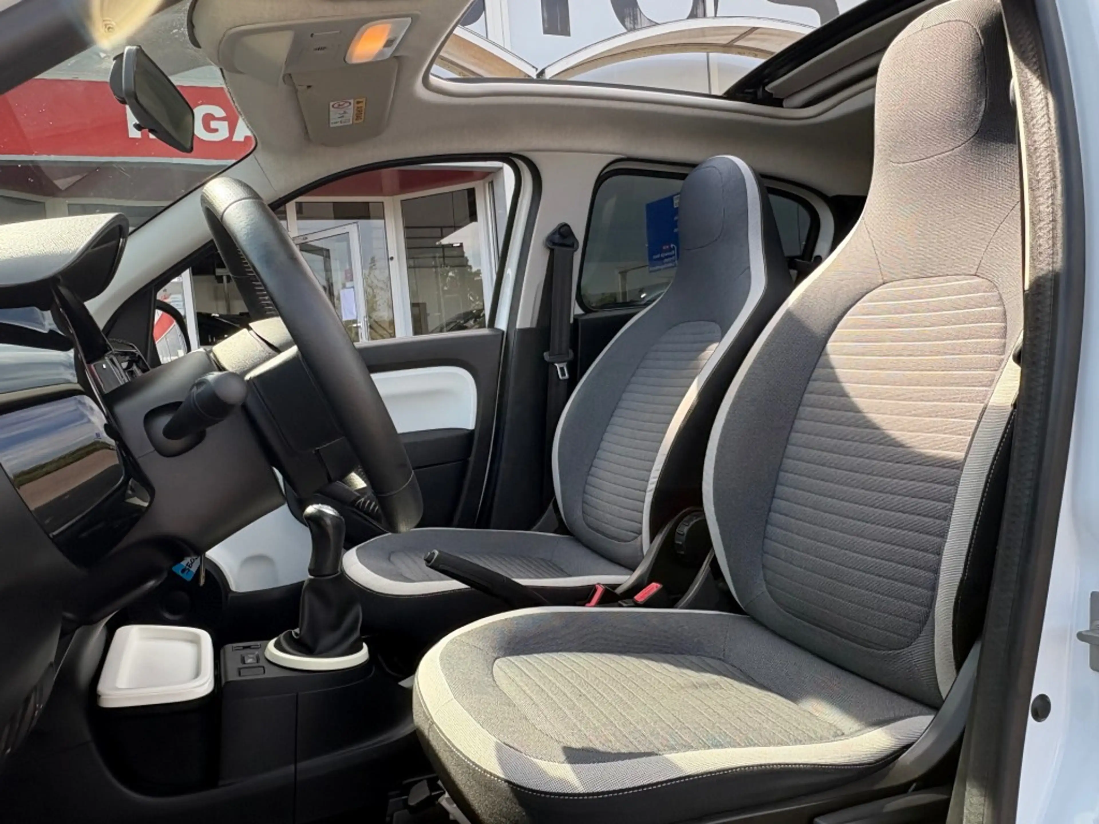 Renault Twingo 1.0 SCE DYNAMIQUE CABRIO NAVI CAMERA AIRCO LMV PDC — photo 5