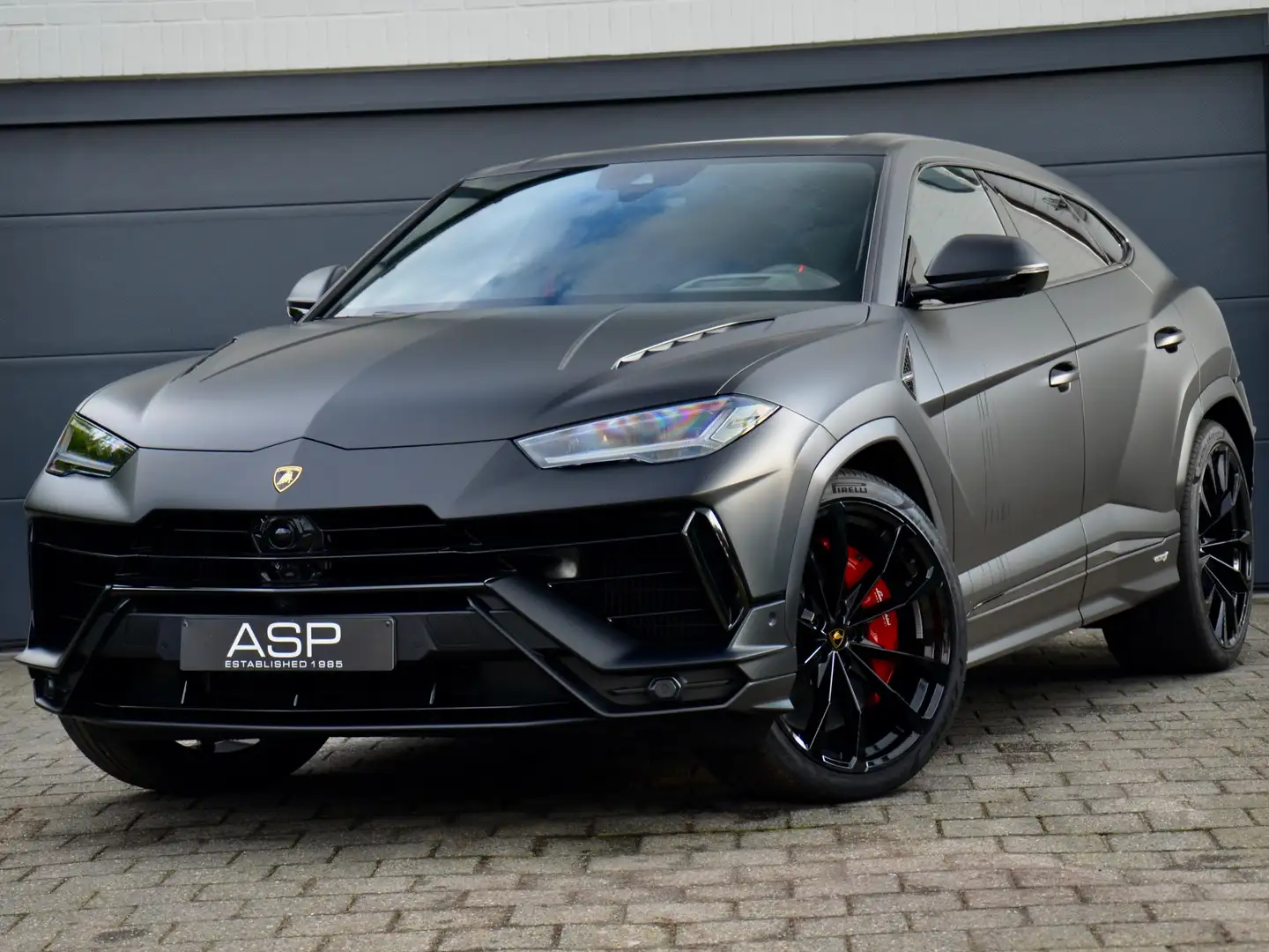 lamborghini urus