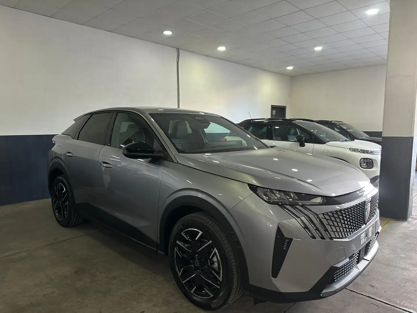Peugeot 3008 3008 Hybrid 136 e-DCS6 Allure Blu/Azzurro - 1