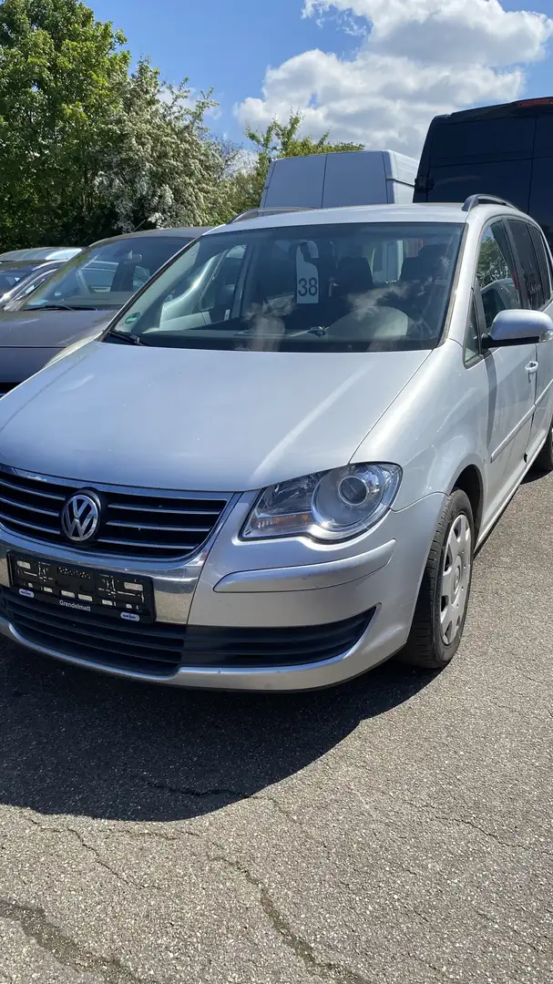 Volkswagen Touran 1.9 TDI DPF DSG Trendline - 1