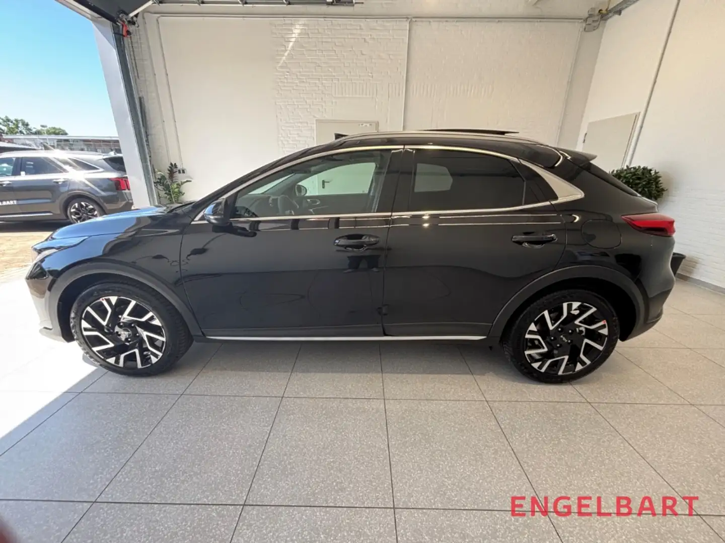 Kia XCeed Platinum Edition 1.5T Glasdach Schwarz - 2