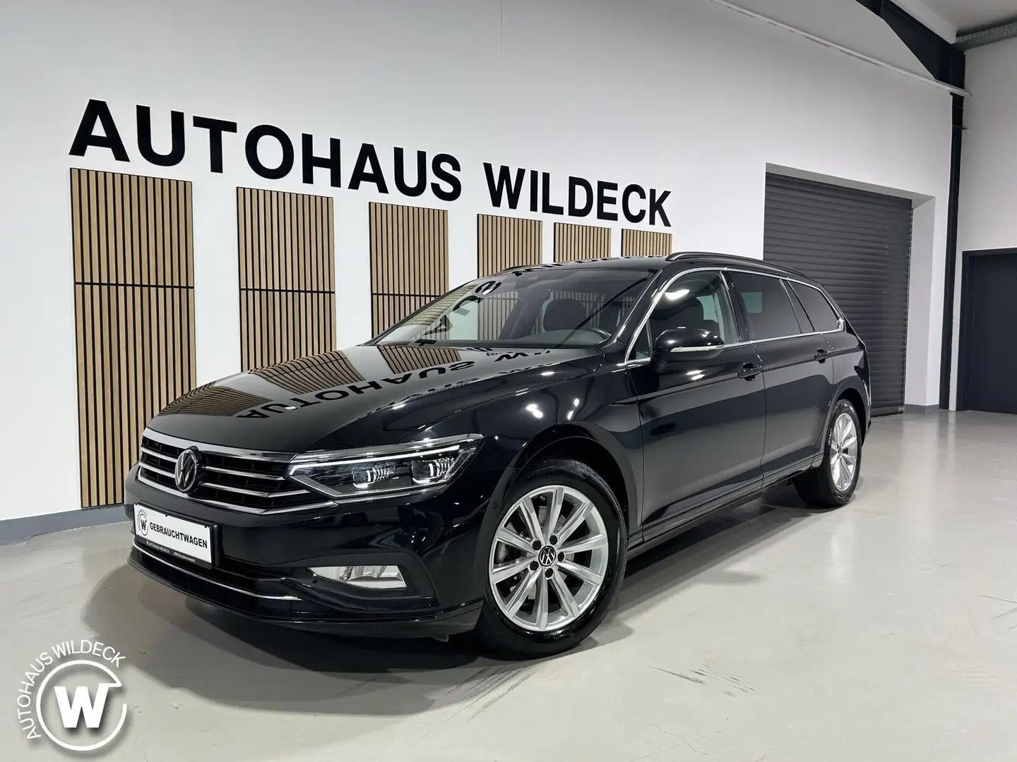 Volkswagen Passat Passat Var. 2.0TDI DSG Busi. Navi ACC Matrix AHK Negru - 2