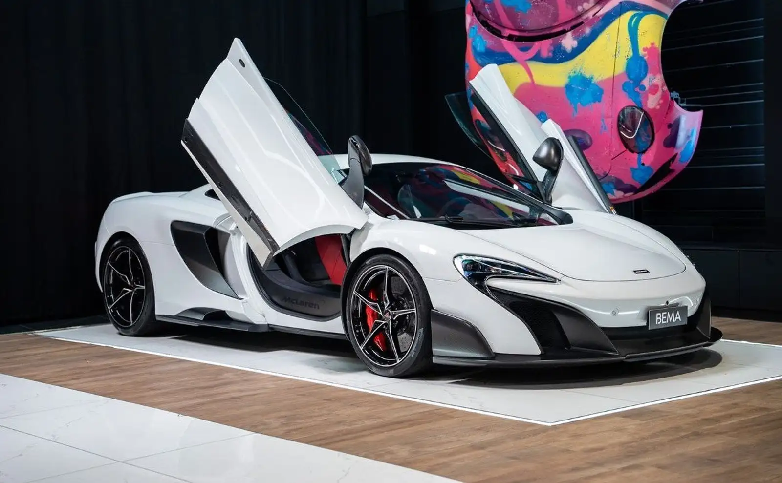 McLaren Coupé 3.8 V8 bi-turbo 675ch | 500 exemplaires Silica White Pack Carbonne extérieur Telemetry Soft Close À partir de 3590-