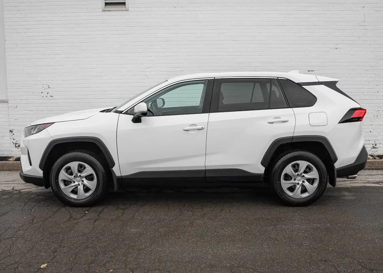 Toyota RAV 4 снимка Toyota RAV 4