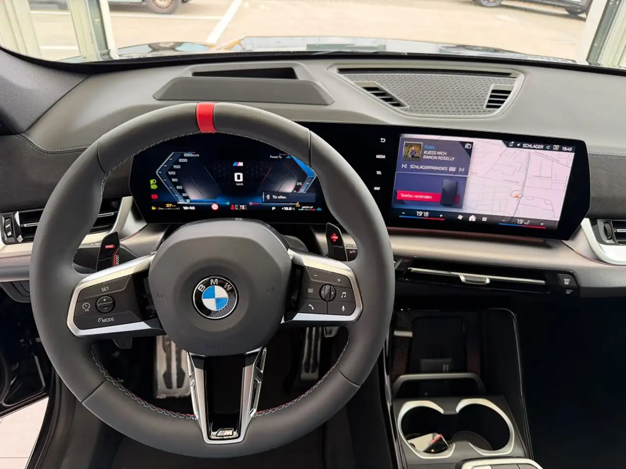 BMW X1 M35i*PANO,AHK,MEMORY,H&K,360GRAD* 6