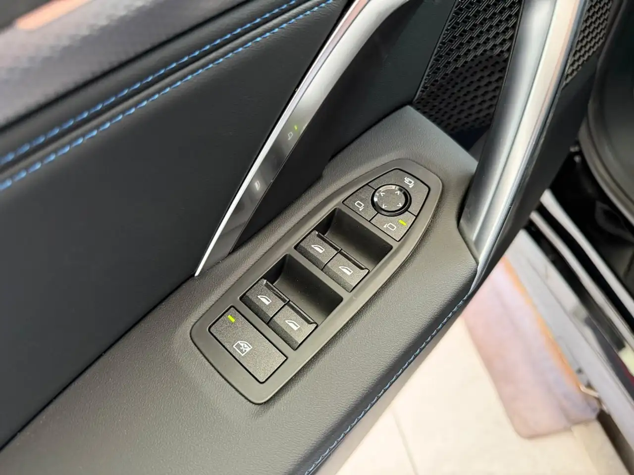 BMW X1 M35i*PANO,AHK,MEMORY,H&K,360GRAD* 15