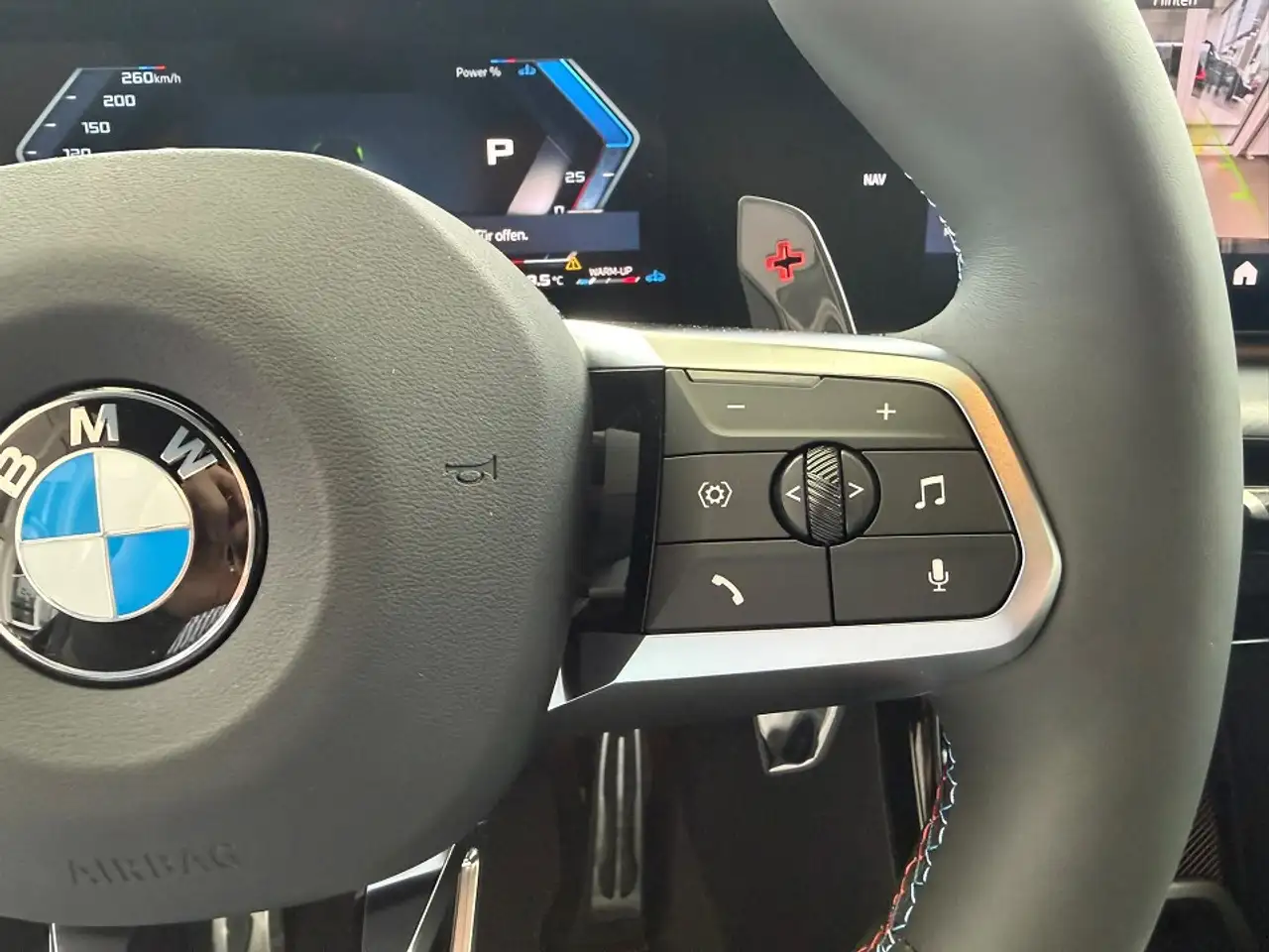 BMW X1 M35i*PANO,AHK,MEMORY,H&K,360GRAD* 13