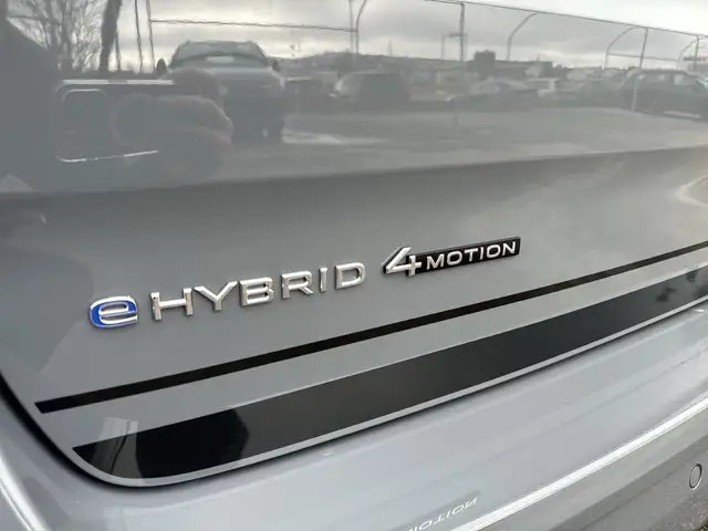 Volkswagen T7 Multivan VW T7 Multivan Edition eHybrid 180 kW 4MOTION Ansicht 27