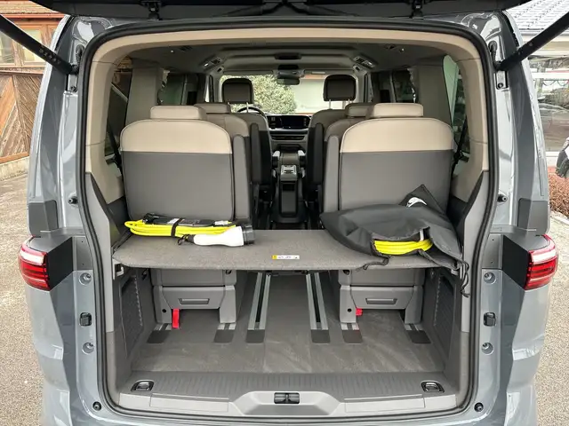 Volkswagen T7 Multivan VW T7 Multivan Edition eHybrid 180 kW 4MOTION Ansicht 18