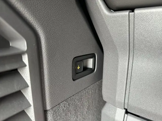 Volkswagen T7 Multivan VW T7 Multivan Edition eHybrid 180 kW 4MOTION Ansicht 20