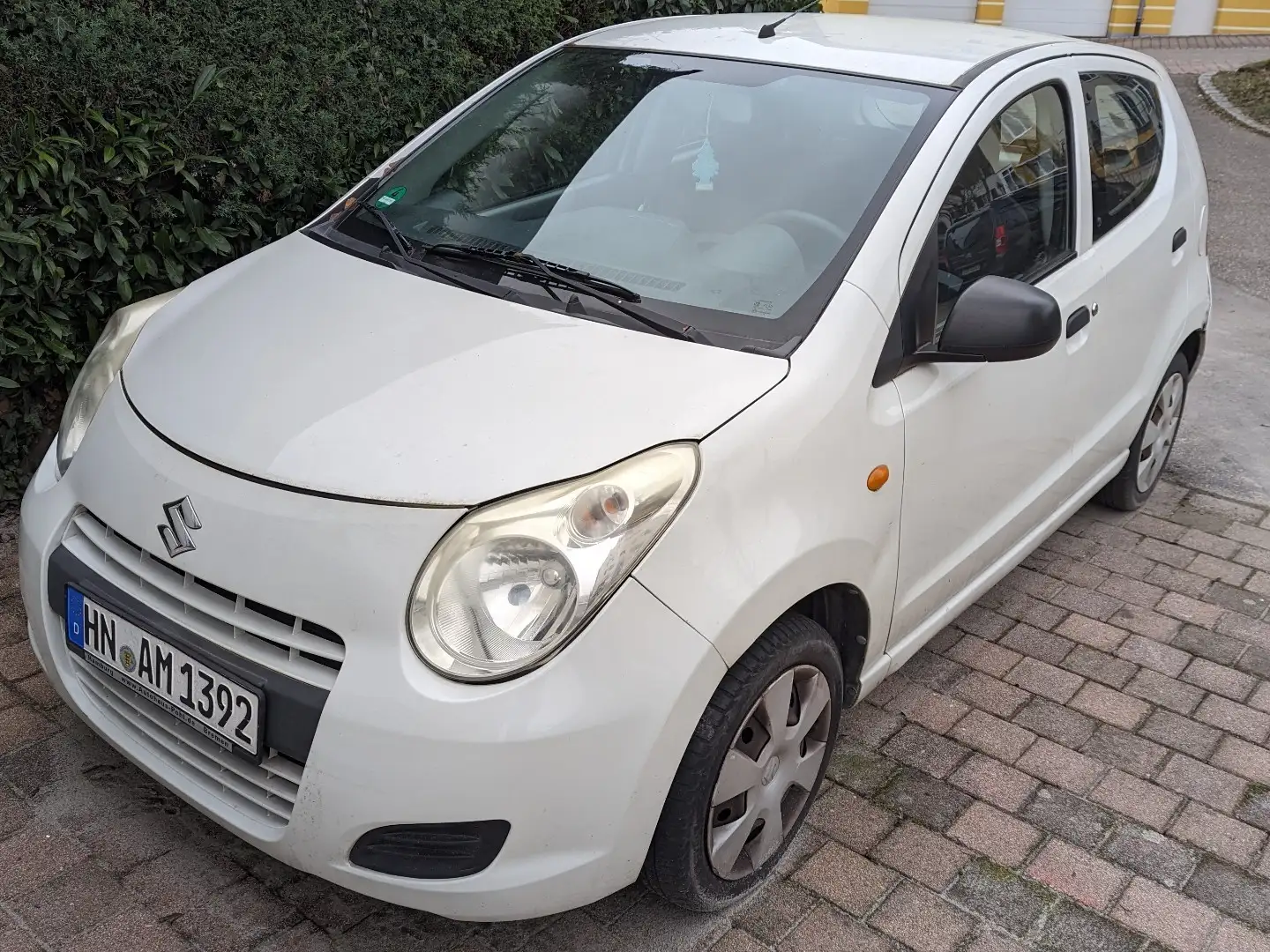 Suzuki Alto 1.0 Basic Weiß - 1