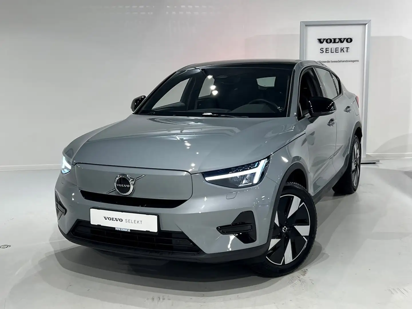 Volvo C40 Recharge + adapt cruise/BLIS/... Grijs - 1