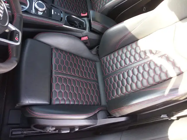 Audi TT RS Coupé 2.5 TFSI S-tronic quattro**Einzelstück Ansicht 22