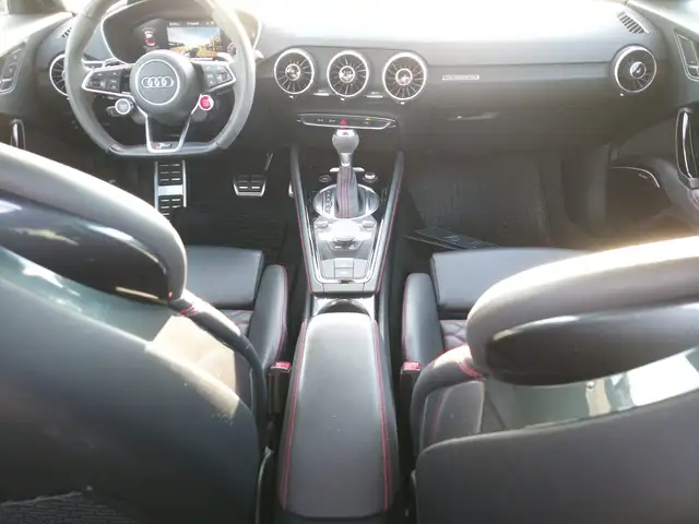 Audi TT RS Coupé 2.5 TFSI S-tronic quattro**Einzelstück Ansicht 23