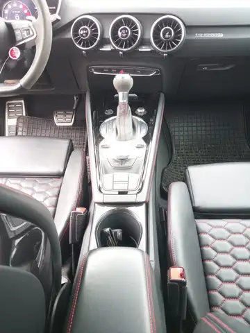 Audi TT RS Coupé 2.5 TFSI S-tronic quattro**Einzelstück Ansicht 24