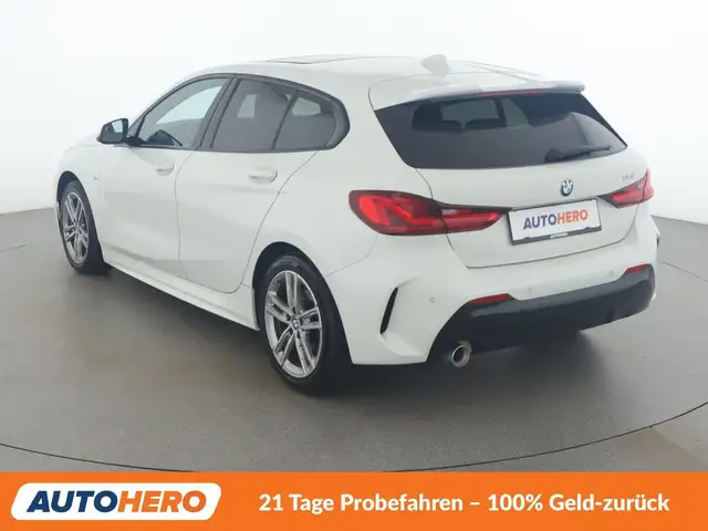 BMW 1 Series view 4