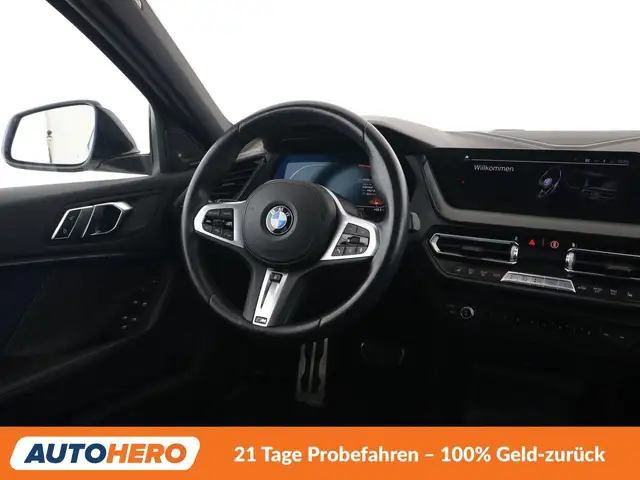 BMW 1 Series view 13