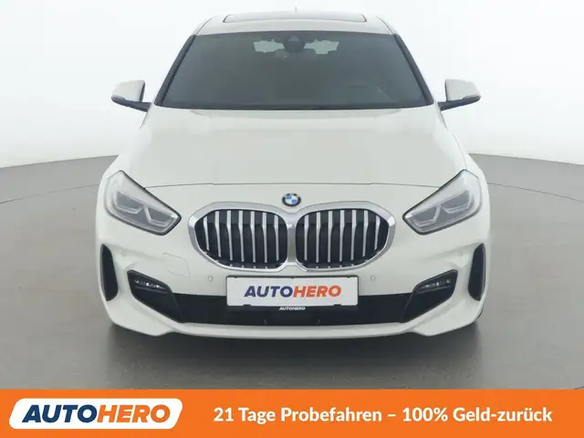 BMW 1 Series view 9