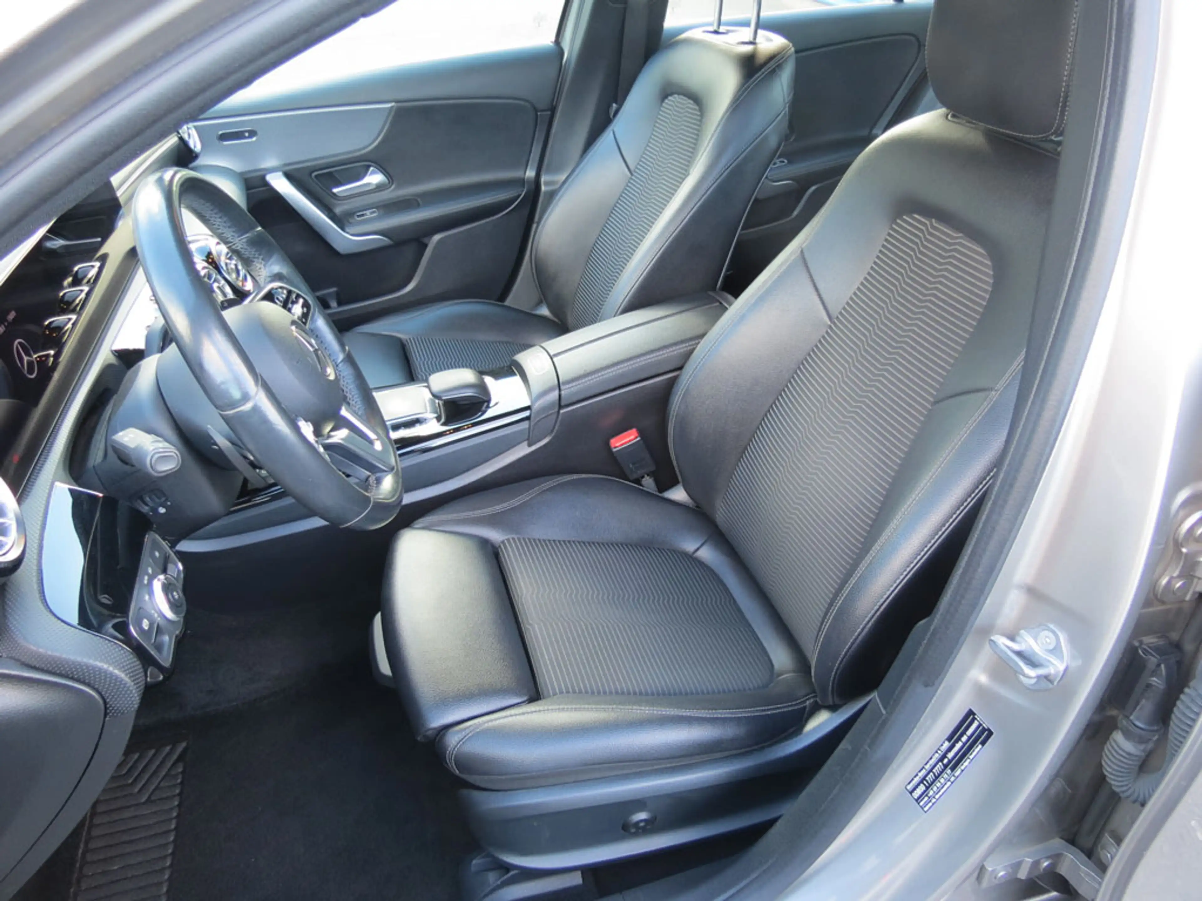 Mercedes-Benz A 200 d Progressive Multibeam-LED Navi Distr.+ — photo 8