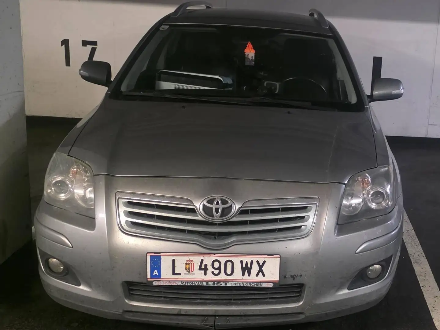 Toyota Avensis Avensis 2,0 D4-D Linea Sol DPF Linea Sol Grau - 1