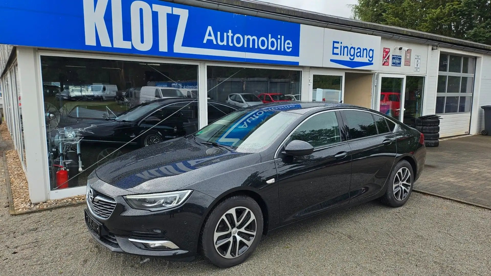 Opel Insignia B Grand Sport Edition Schwarz - 1