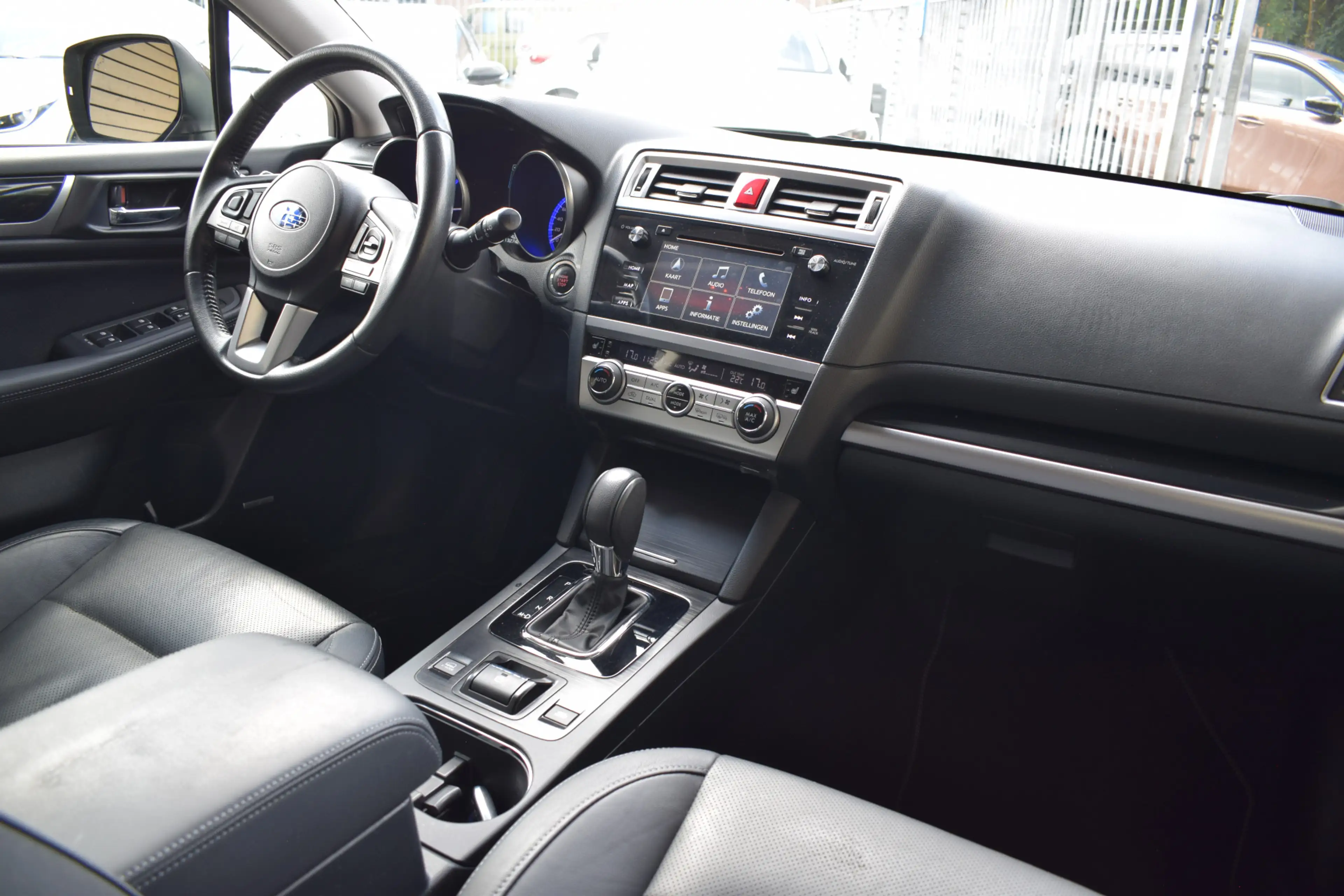 Subaru OUTBACK 2.5i Premium AWD - Afneembare trekhaak — photo 17