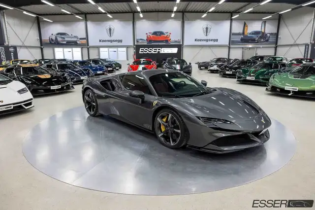 Ferrari SF90 Stradale Daytona seats