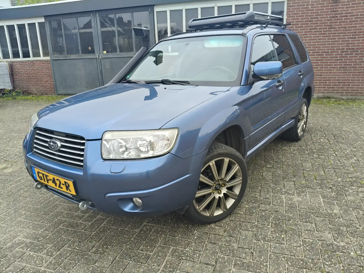 Subaru Forester 2.0 X Comfort Pack Kék - 1
