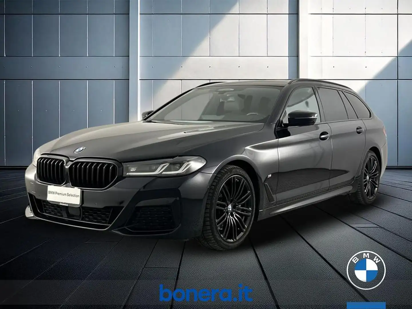 BMW 530 d Touring mhev 48V xdrive Msport auto Nero - 1