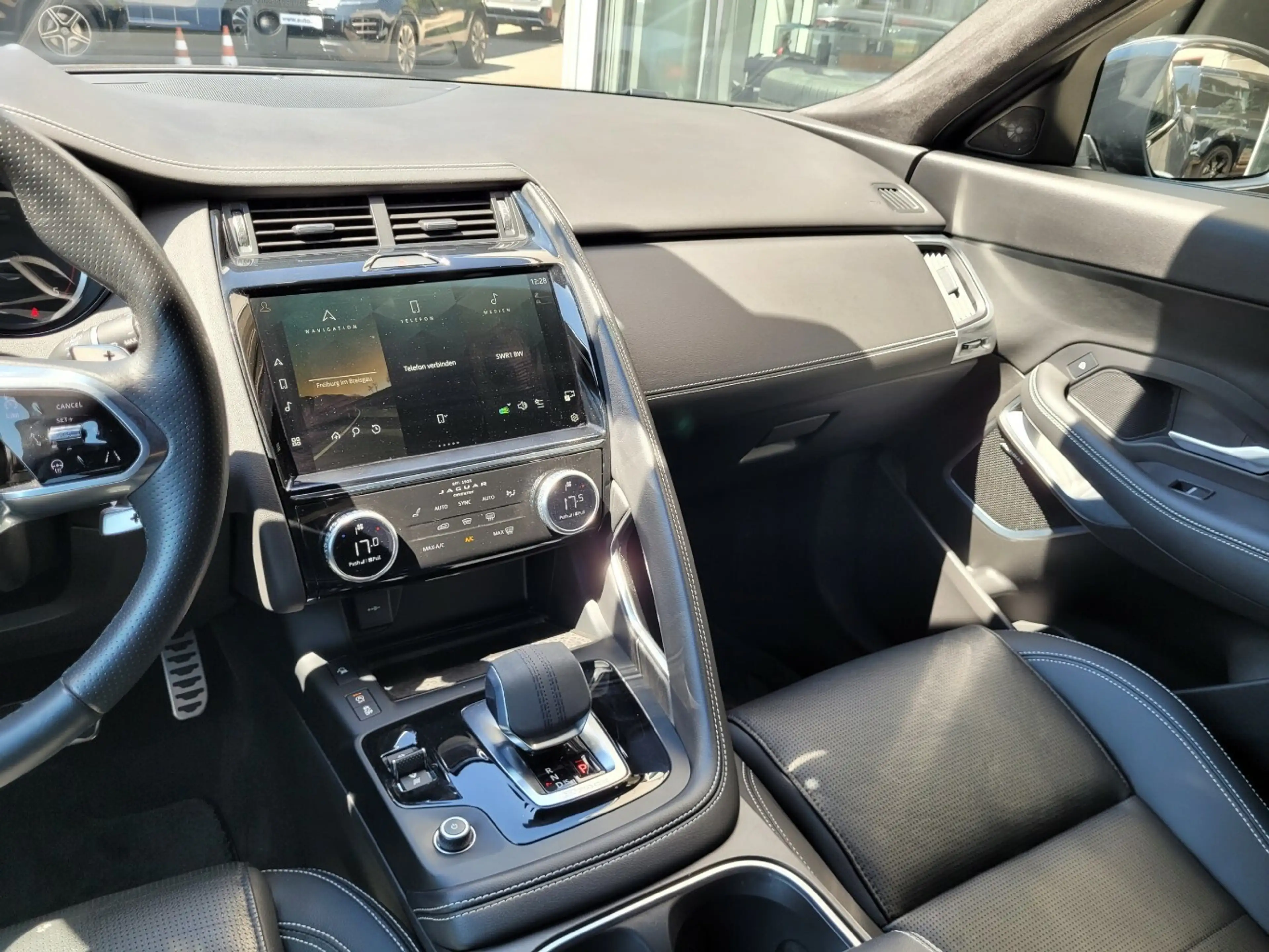 Jaguar E-Pace D200 AWD R-Dynamic Black*Garantie2028* — photo 8