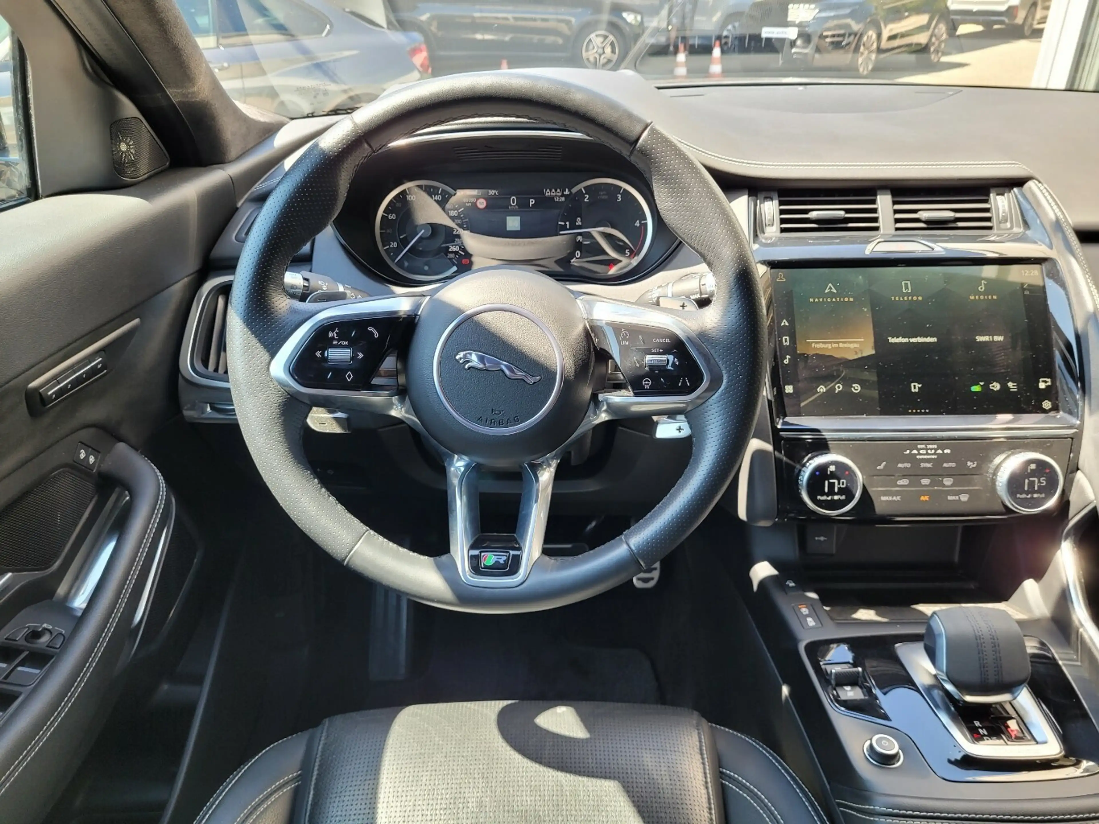 Jaguar E-Pace D200 AWD R-Dynamic Black*Garantie2028* — photo 7