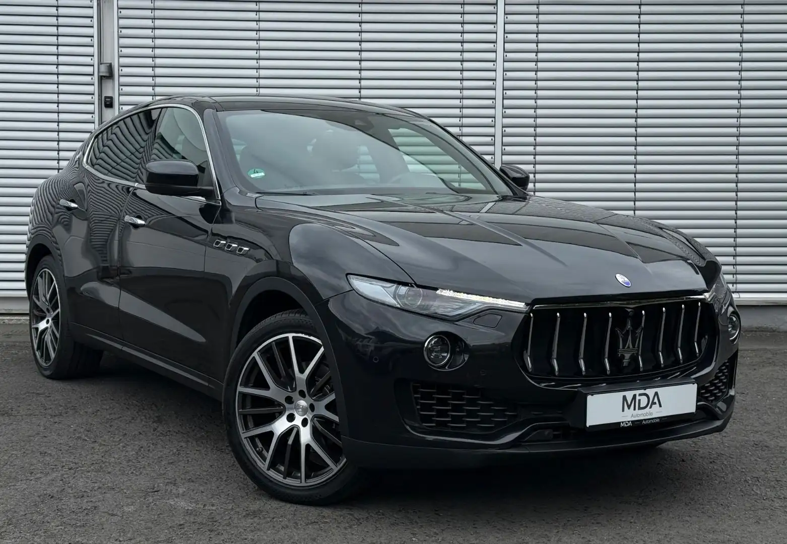 Maserati Levante 3.0V6 Diesel 2.Hd KeyGo 21-Zoll Schwarz - 1