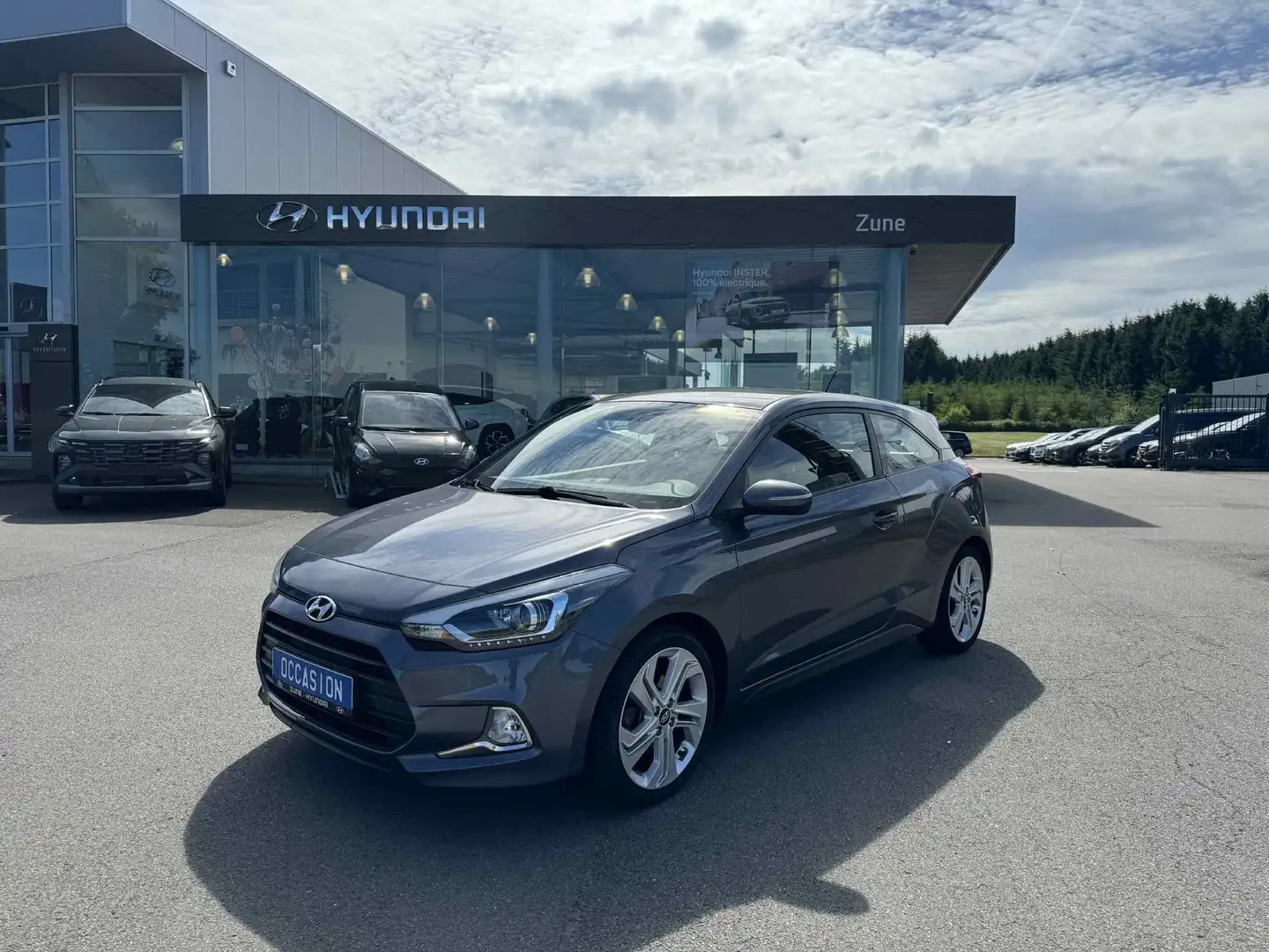 Hyundai i20 i20 Coupé 1.4 CRDi Sport - DEPOT VENTE Zilver - 1