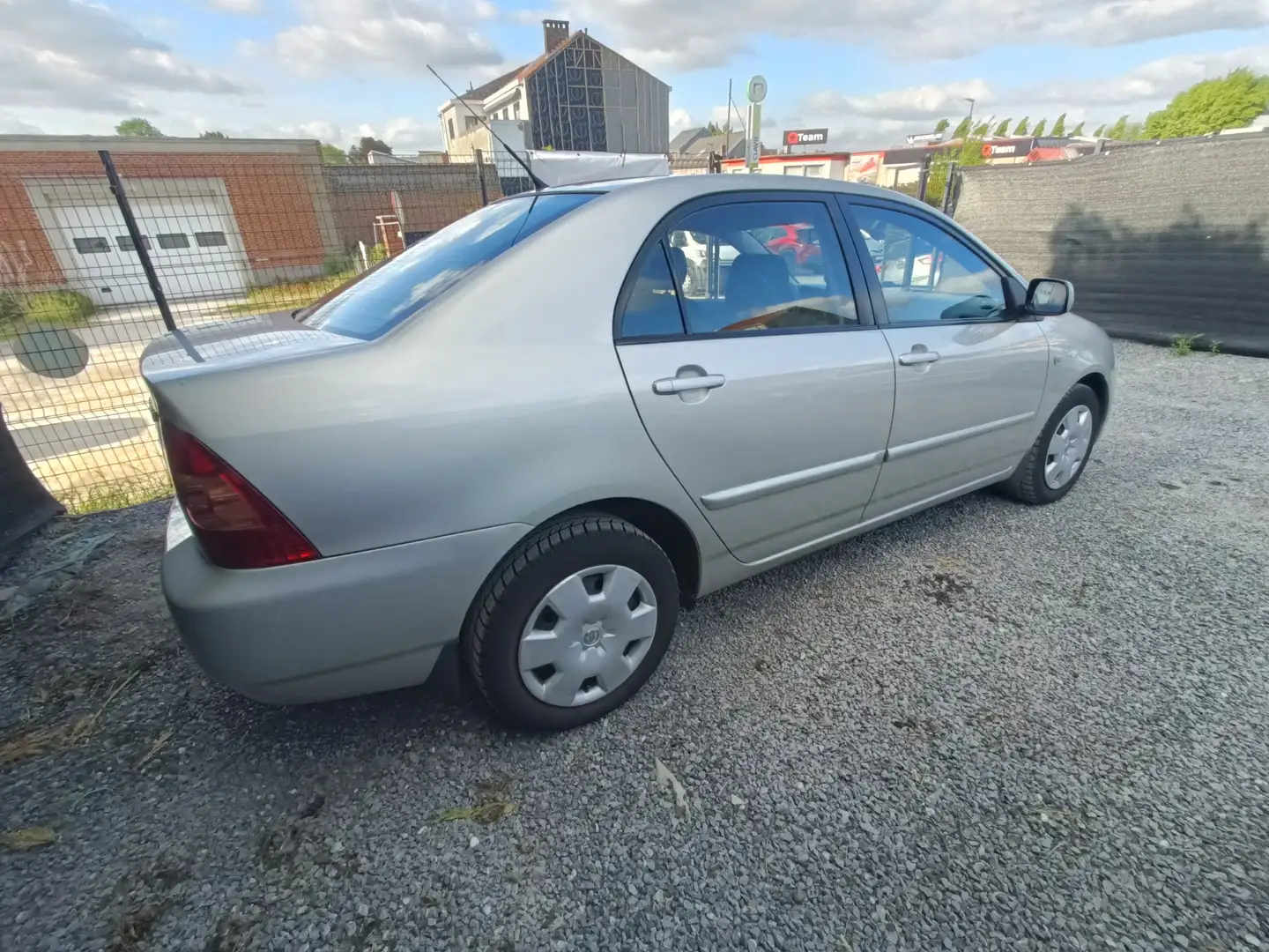 Toyota Corolla Automatique climatisé 86000 km Beige - 2