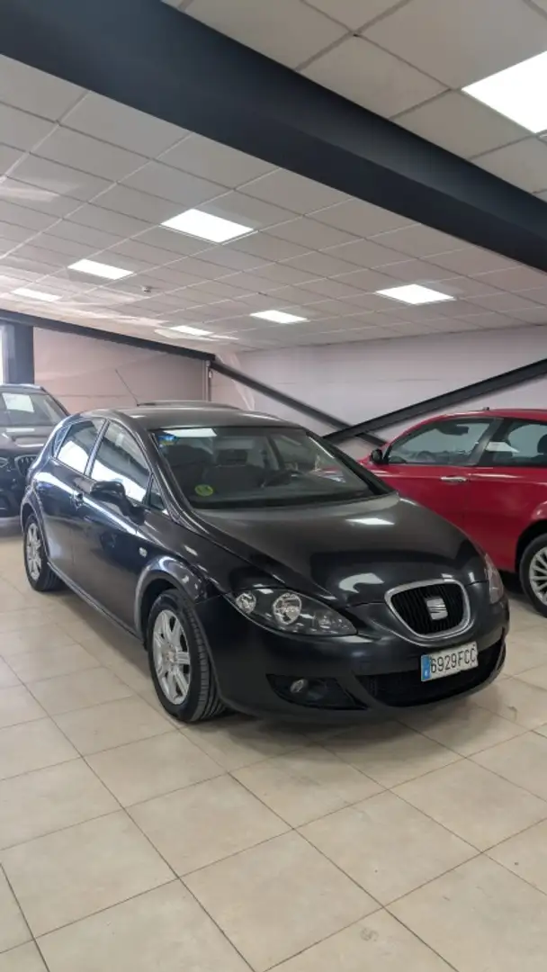 SEAT Leon 1.9TDI Reference Negro - 2