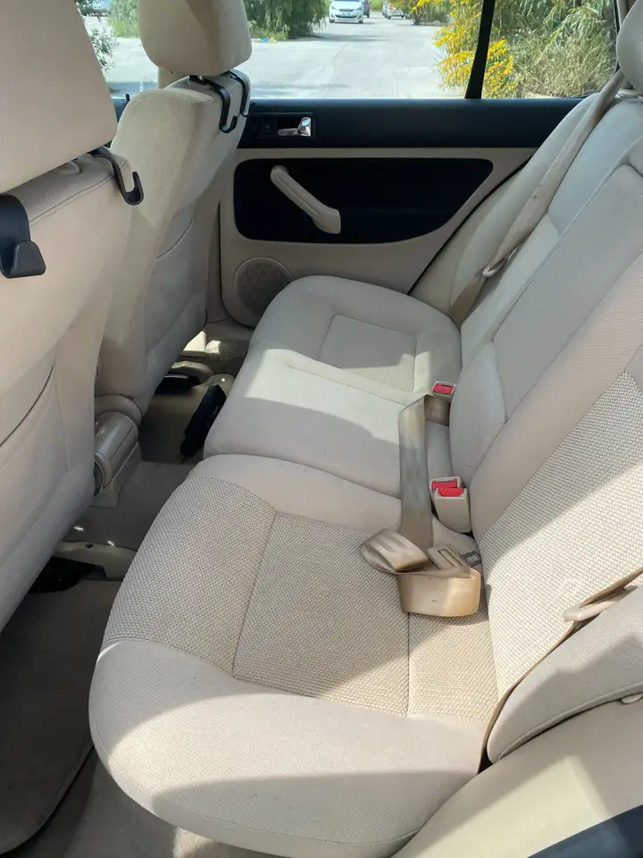 Volkswagen Golf 2.3 V5, foto 10