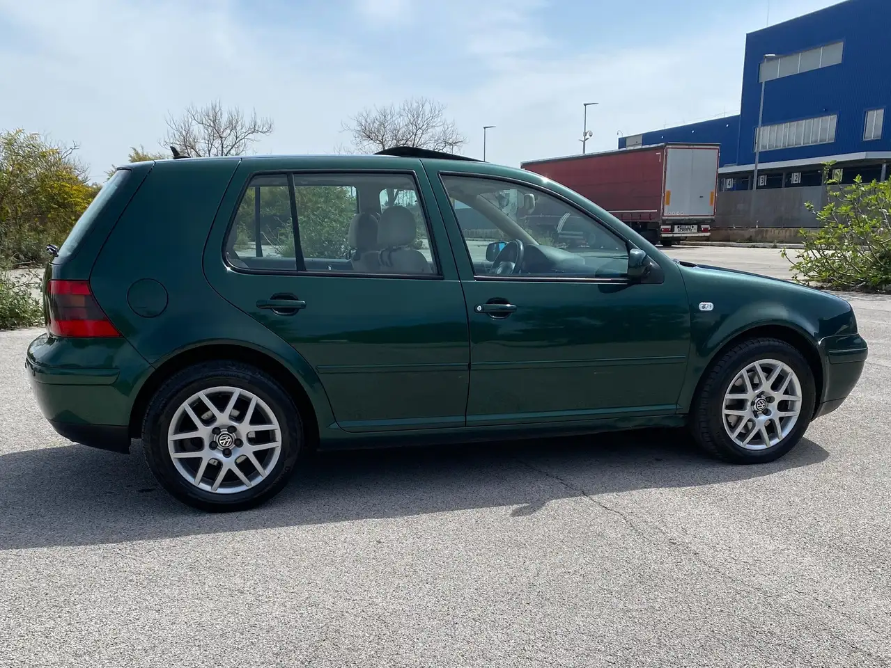 Volkswagen Golf 2.3 V5, foto 4
