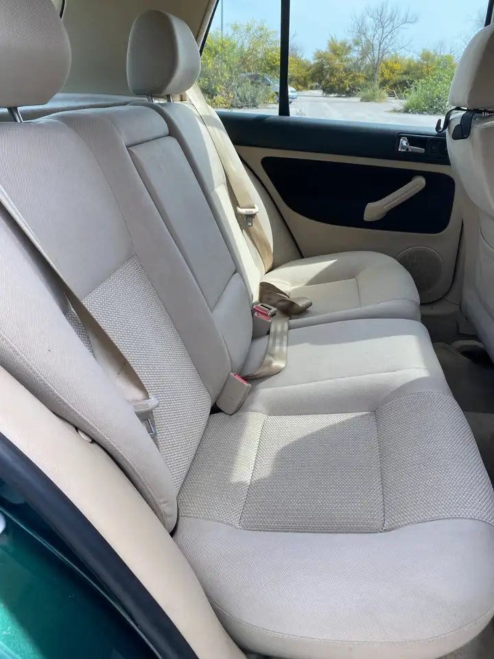 Volkswagen Golf 2.3 V5, foto 9