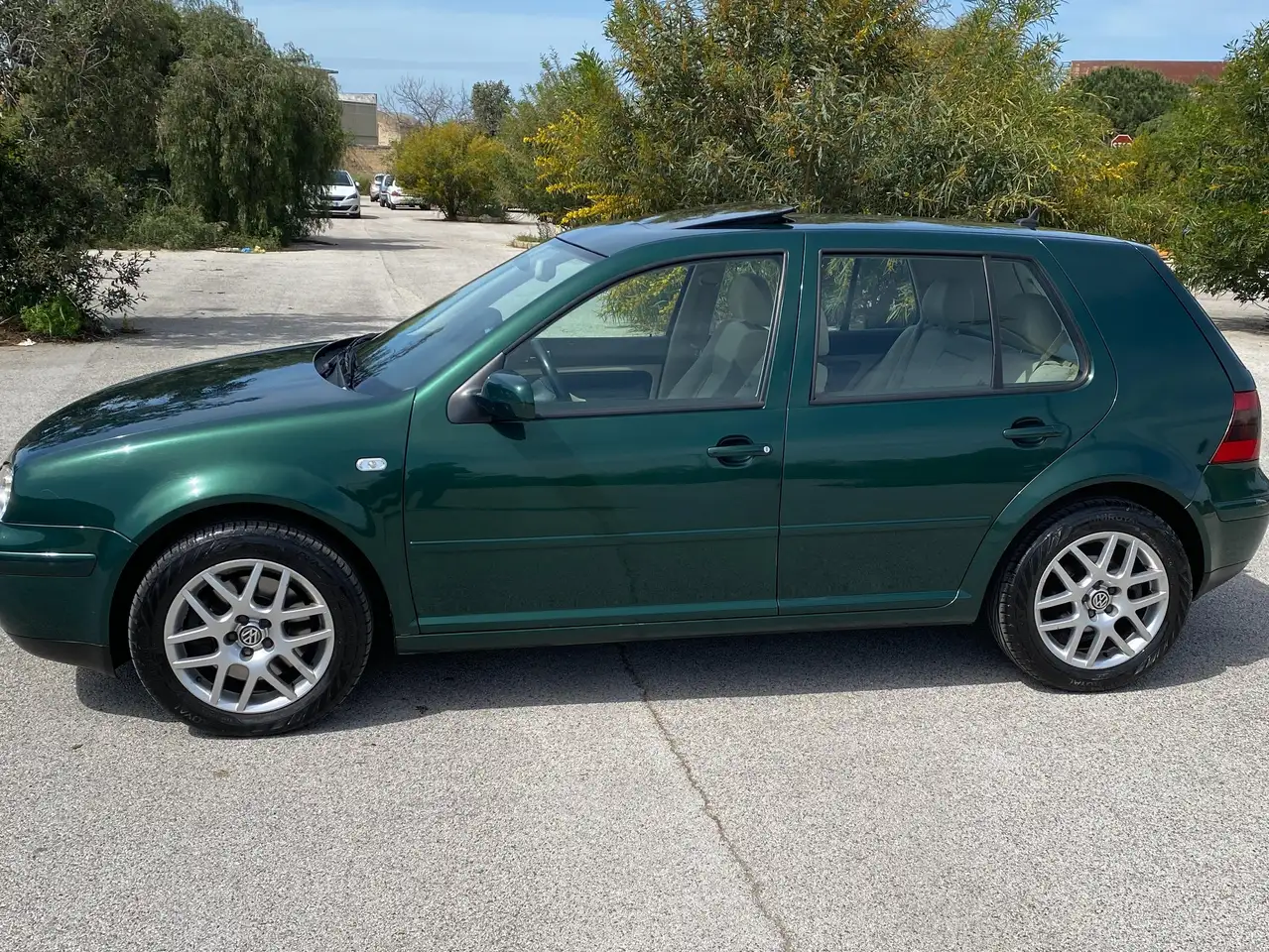 Volkswagen Golf 2.3 V5, foto 2